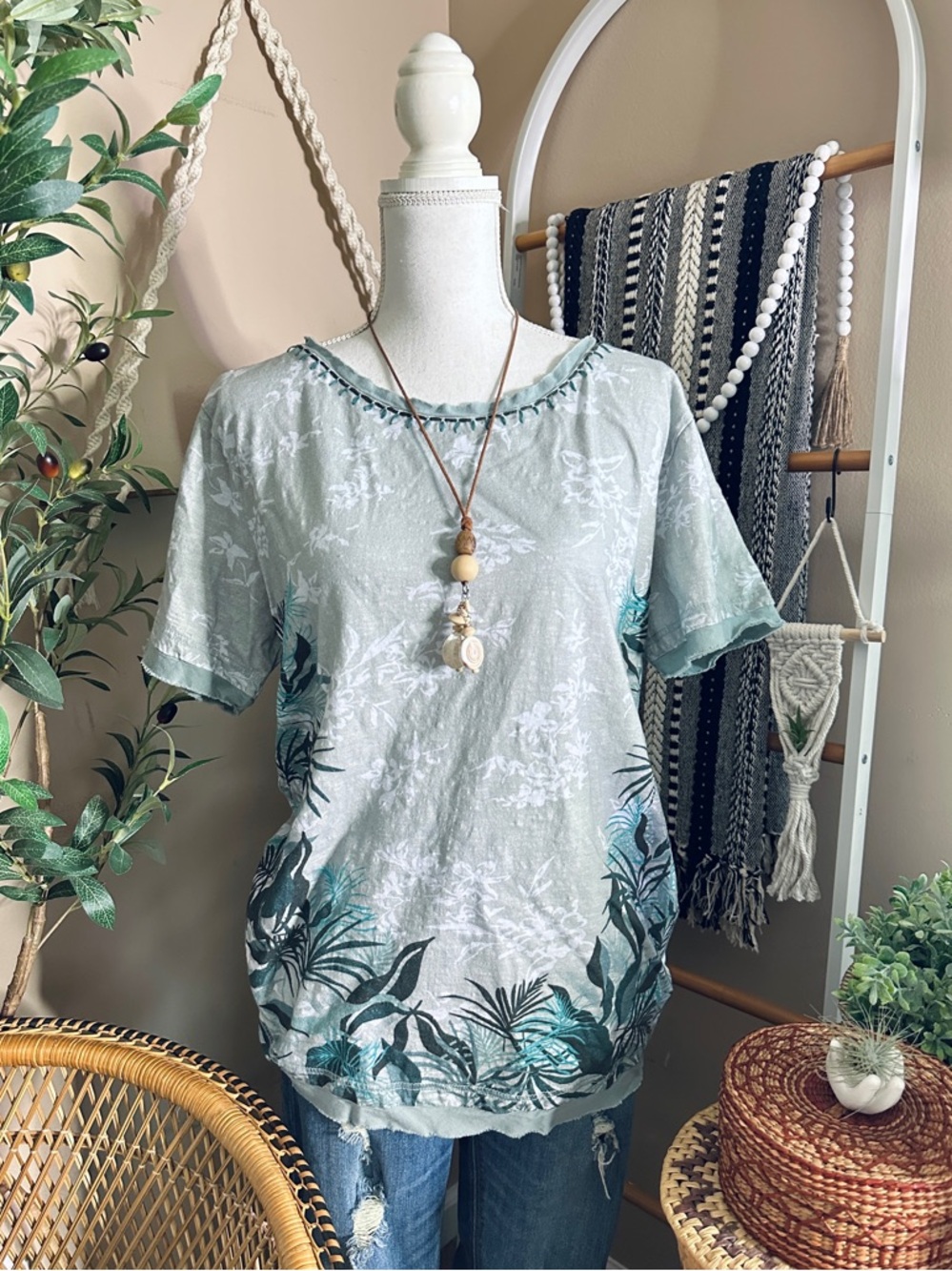 Sundance Boho Cotton Top XL Sage Green Floral Gauze Raw Hem Whipstitch Detail